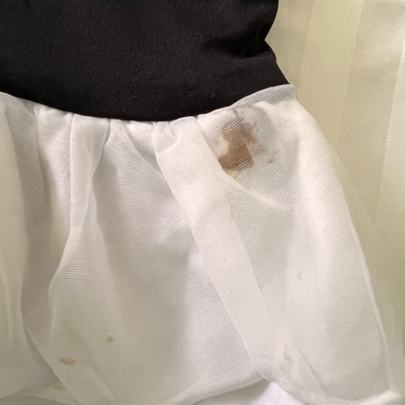 2 costumes in 1! 5 pc Alice in Wonderland reversible to Queen of Hearts costume - Picture 7 of 7